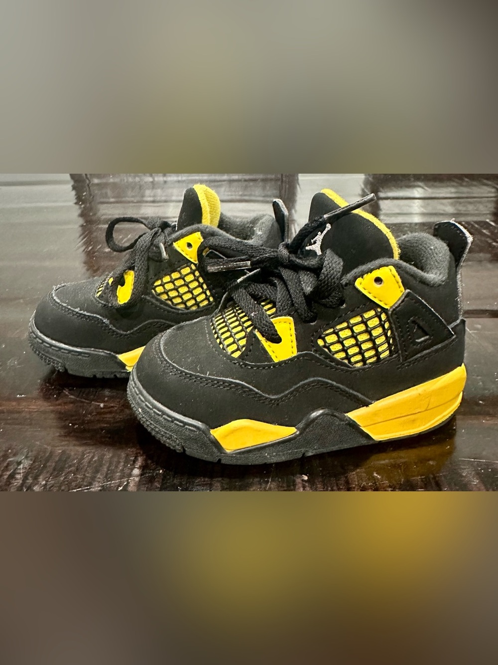 Nike Air Jordan 4 Retro THUNDER Toddler Shoes Sz 6c Black Yellow (BQ7670-017)